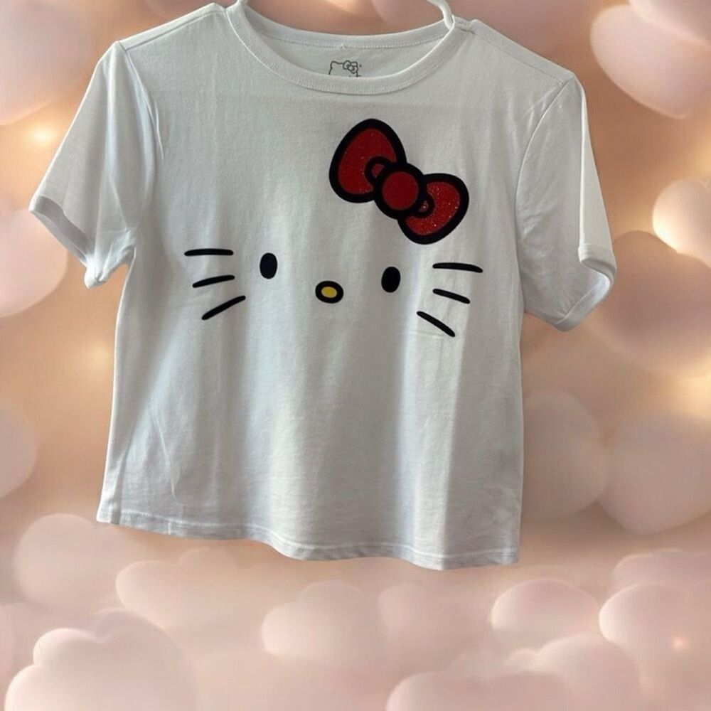 NWT Hello Kitty Red Glitter Bow Short Sleeve Tee